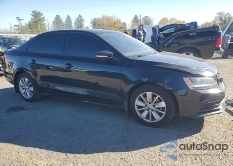 2015 Volkswagen Jetta Tdi z USA, uszkodzony, nr VIN 3VWLA7AJ4FM305675